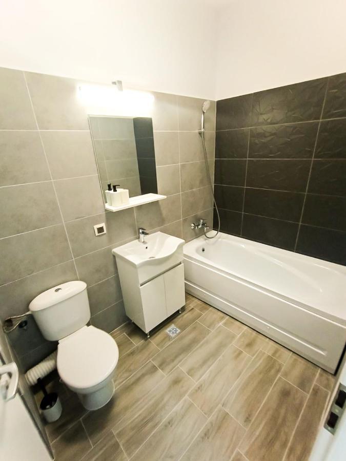 Апартаменти Preciziei Retreat Ap With Parking And Self Check In Бухарест Екстер'єр фото